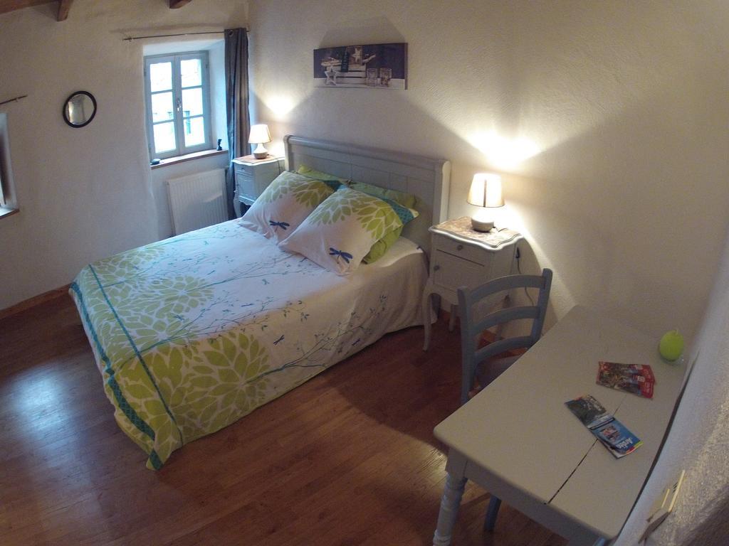 Salomony Chambre D'Hotes Marcols-les-Eaux Rum bild