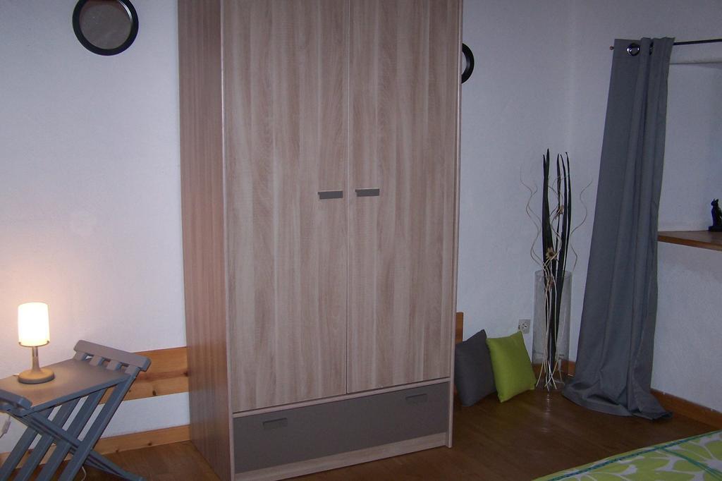 Salomony Chambre D'Hotes Marcols-les-Eaux Rum bild